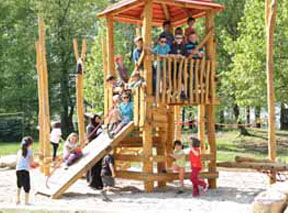 Neugestaltung Spielplatz in Prietitz