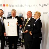 Uebergabe Innovationspreis fuer das fischfreundliche Wehr
